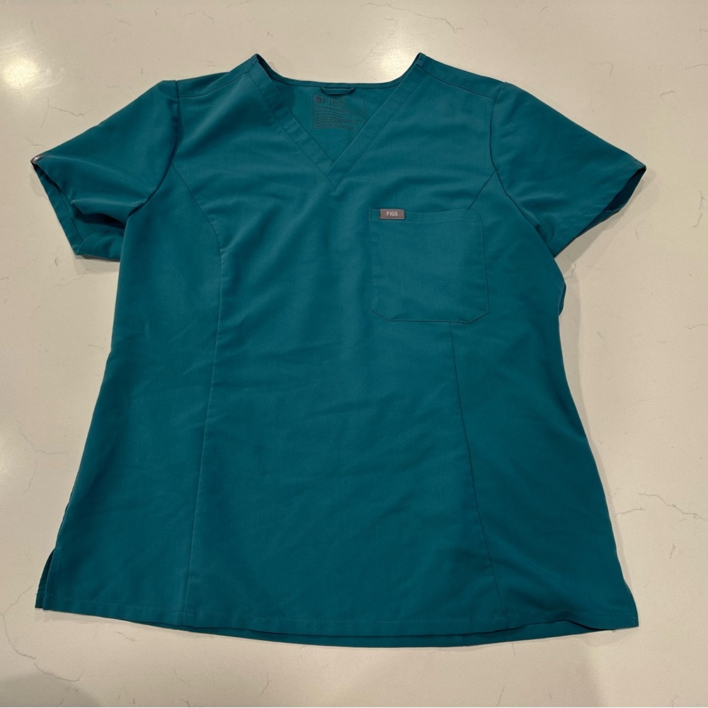 XL Cactus Figs scrub top